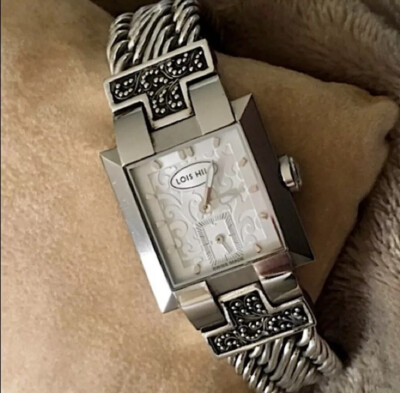 Vintage LOIS HILL watch ⭐️ Lois Hill Watch: Rare Blue Face, Vintage Design - Etsy main image 4