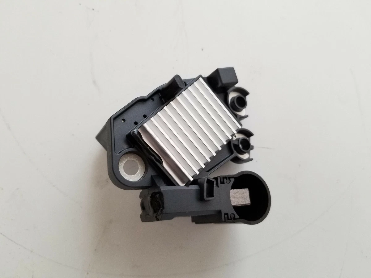 NEW ALTERNATOR REGULATOR 593873, 593986, M646 | eBay