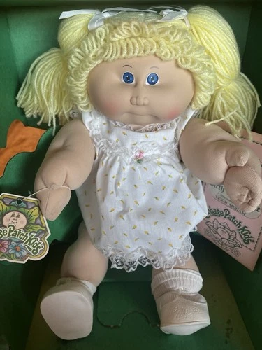 1984 Cabbage Patch Kids Blonde Girl In Box - Leigh Miriam
