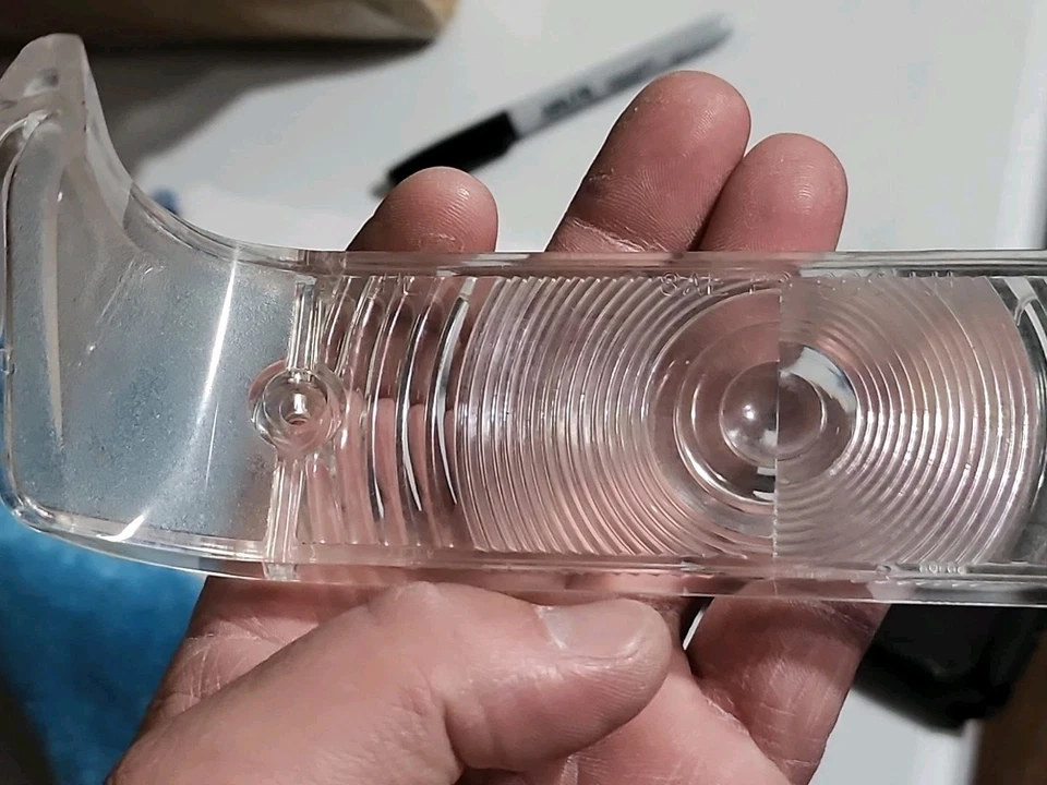 1966 克莱斯勒纽波特纽约 2585198 NOS 停车灯镜头拖把 2575960 OE — 第 3/4 张图片