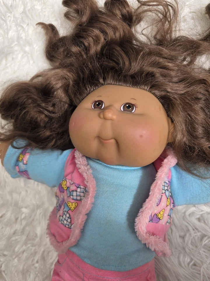 ❤️  Cabbage Patch Kid Play Along Brunette brown Eyes Girl Doll 2005 Set - Image 4 of 4