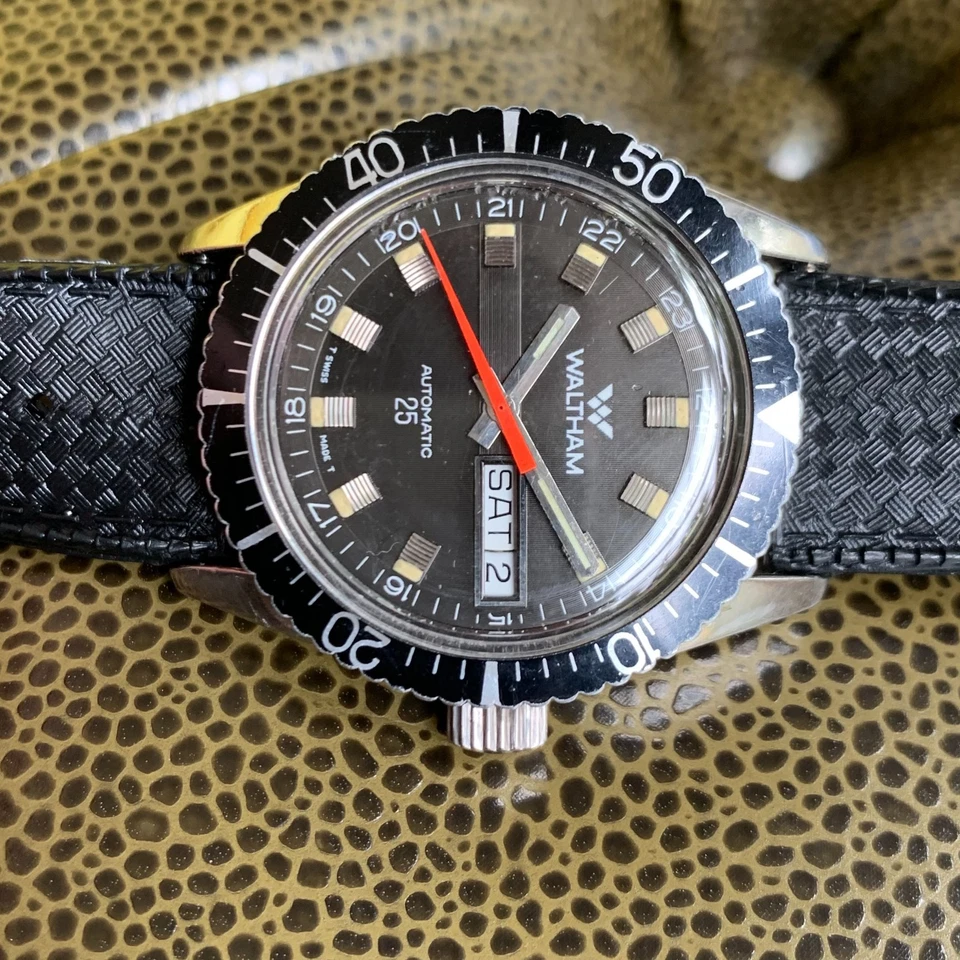 Vintage Waltham Automatic Skin Diver 36.5mm Stainless Steel Case Wristwatch - Image 4 of 4