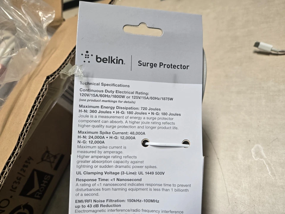 BOX OF 6 Belkin Surge Protector, 6 Outlets, 360 Degree Rotating Plug, 6ft Cord - Image 4 of 4
