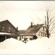 c1920s Winter Snow Storm Snapshot Photo Antique Car Massachusetts License Plate