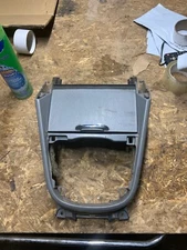 2004 Suzuki xl7 Grand Vitara Front Console - Suzuki (75810-50J20-KV1 cup holder