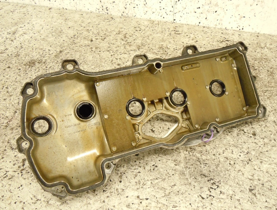 2010-2016 Lincoln MKS 3.5L Engine Valve Cover Driver Left LH OEM - Imagem 3 de 4