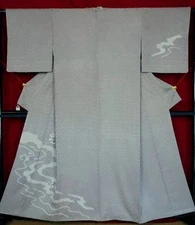 100% silk, crest design, crepe, hand-dyed embroidery pattern, custom-made,