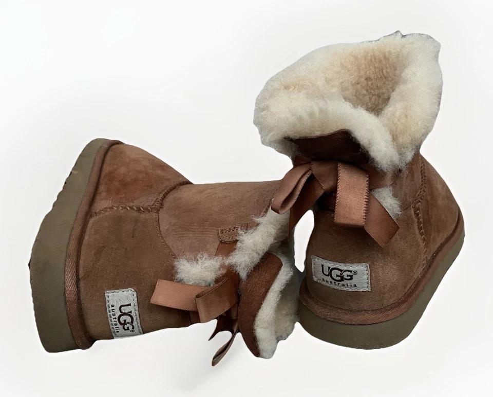 UGG Boots Classic Mini Bailey Bow Boots Chestnut Ankle High Boots EU38 - Image 3 of 4