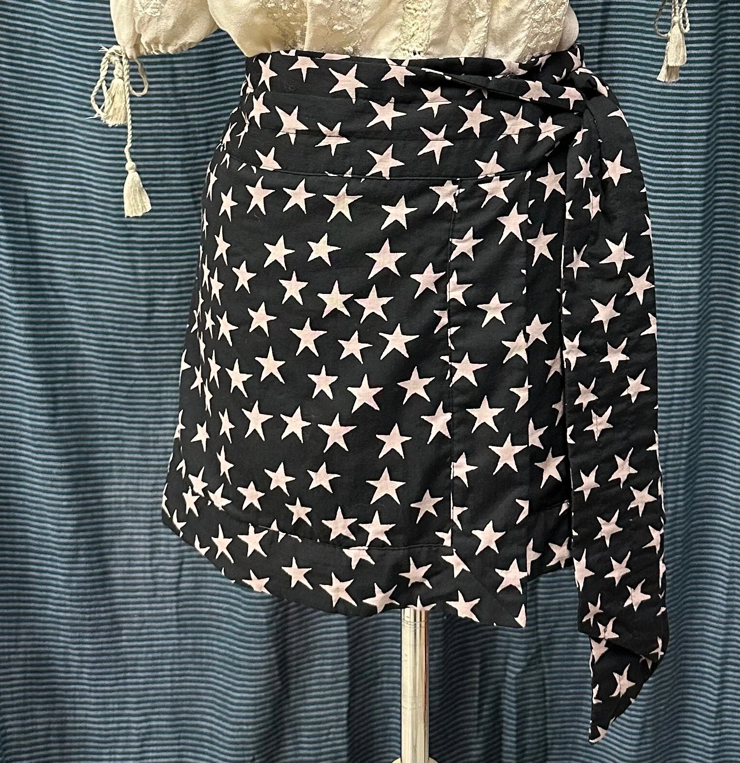 Love Stories Black White Stars Wrap Mini Skirt Size L