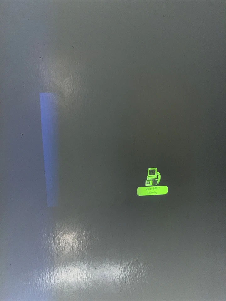 Benq PB7100 DLP Projector Read Description - Image 2 of 4