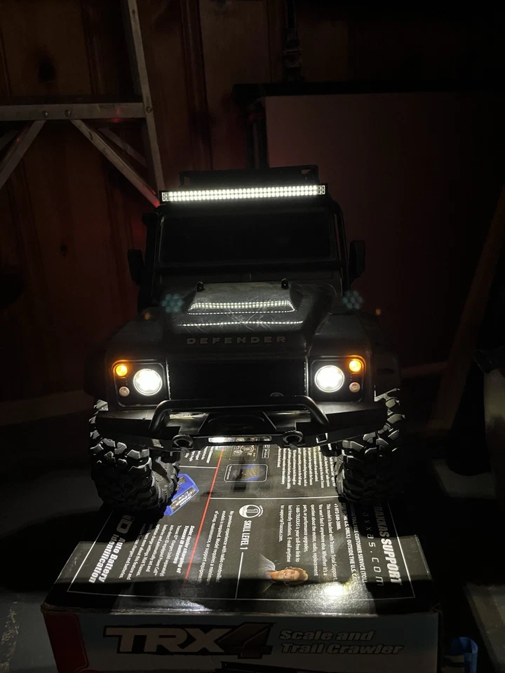 2018 Traxxas TRX Defender гусеничный транспорт в масштабе 110 с совершенно новым литий-полимерным аккумулятором Traxxas - Изображение 3 из 4