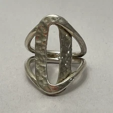 Sterling Silver 925 Hand Crafted Arts And Crafts Style Oval Loop Ring Size 9