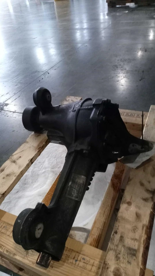 Used Differential Carrier Assembly fits: 2008 Jeep Grand cherokee 6 cylinder 3.7 - Image 2 of 4