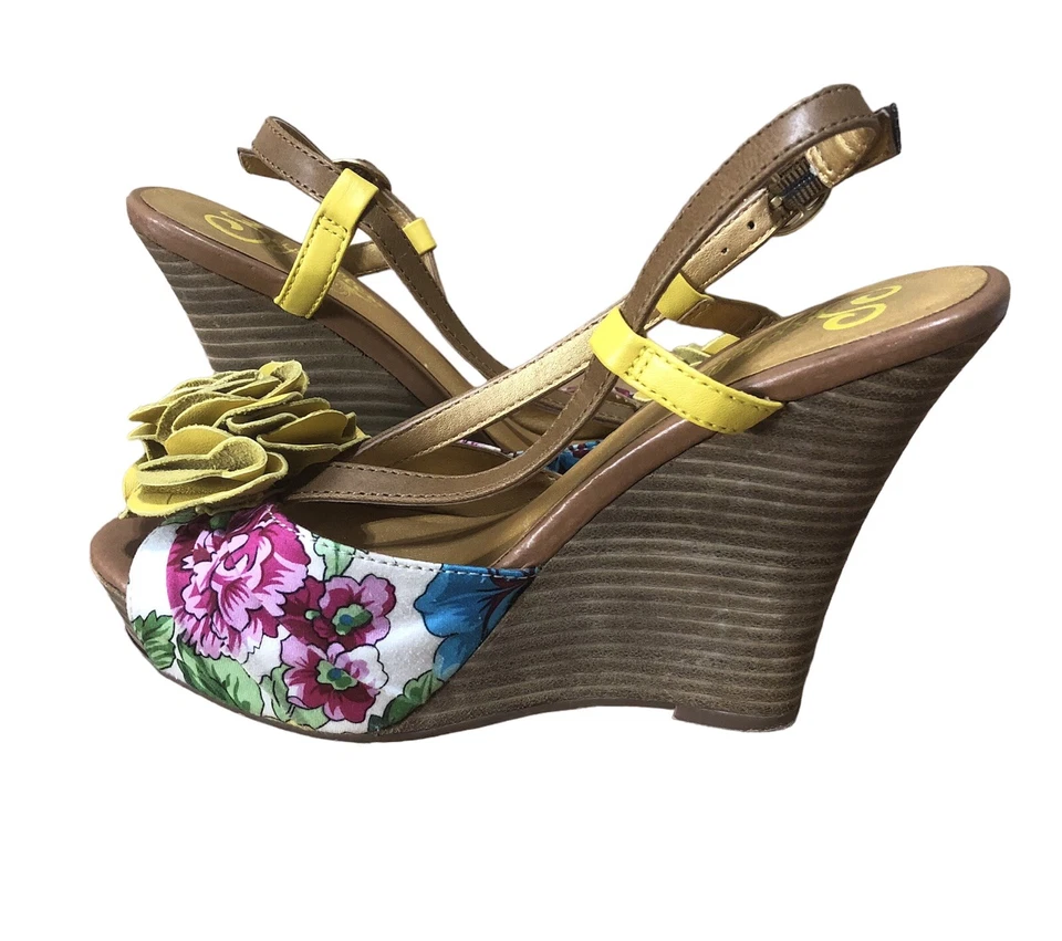 Sandalia Anthropologie Seychelles Joan Amarilla Floral Apilada Cuña Tirantes Talla 6 Foto 4 de 4
