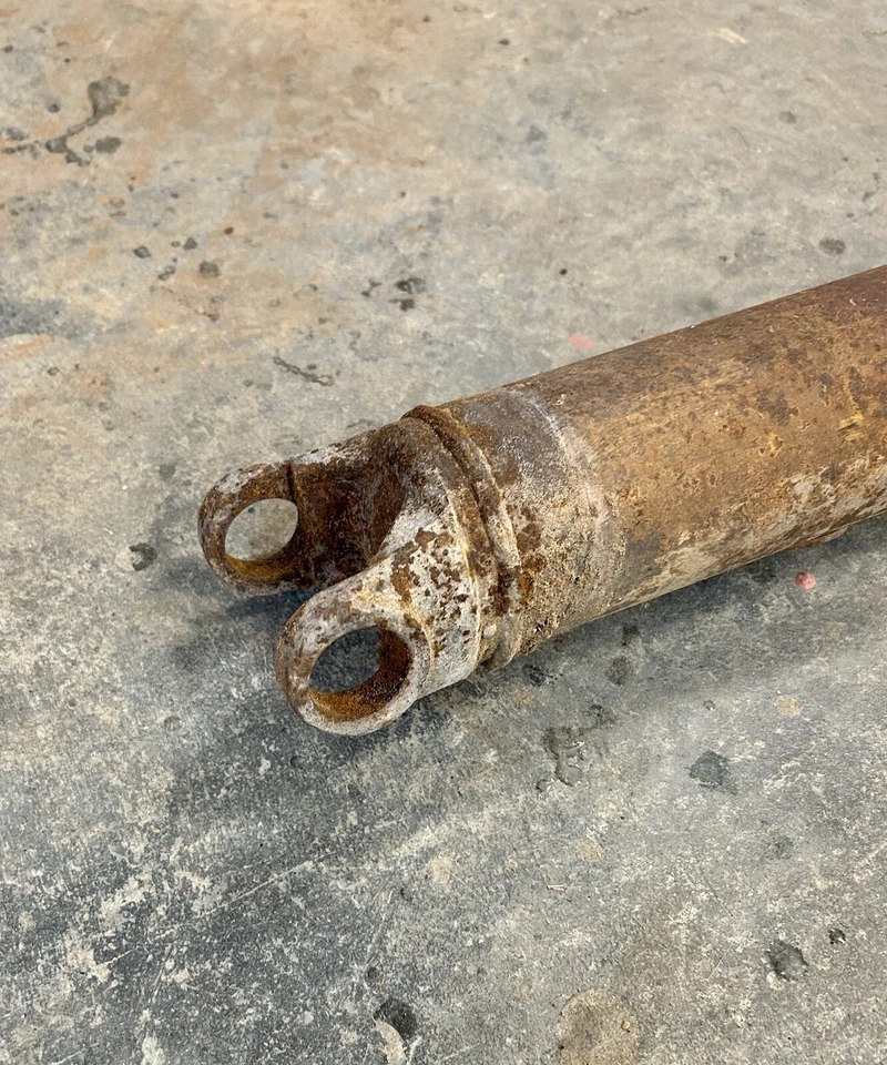 1956 - 1957 PONTIAC «CHIEFTAIN» ПРИВОДНОЙ ВАЛ (ОРИГИНАЛЬНЫЙ Б/У) A + A + - Изображение 2 из 3