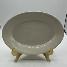 HOMER LAUGHLIN  VINTAGE OFF WHITE OVAL RESTAURANT WARE 8 1/4 X 5 3/4