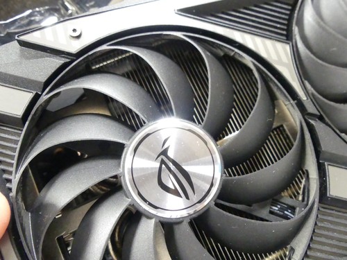 Carte graphique Rog Strix gaming Geforce RTX 3070 Ti de 8GB (Occasion) - Afbeelding 4 van 16