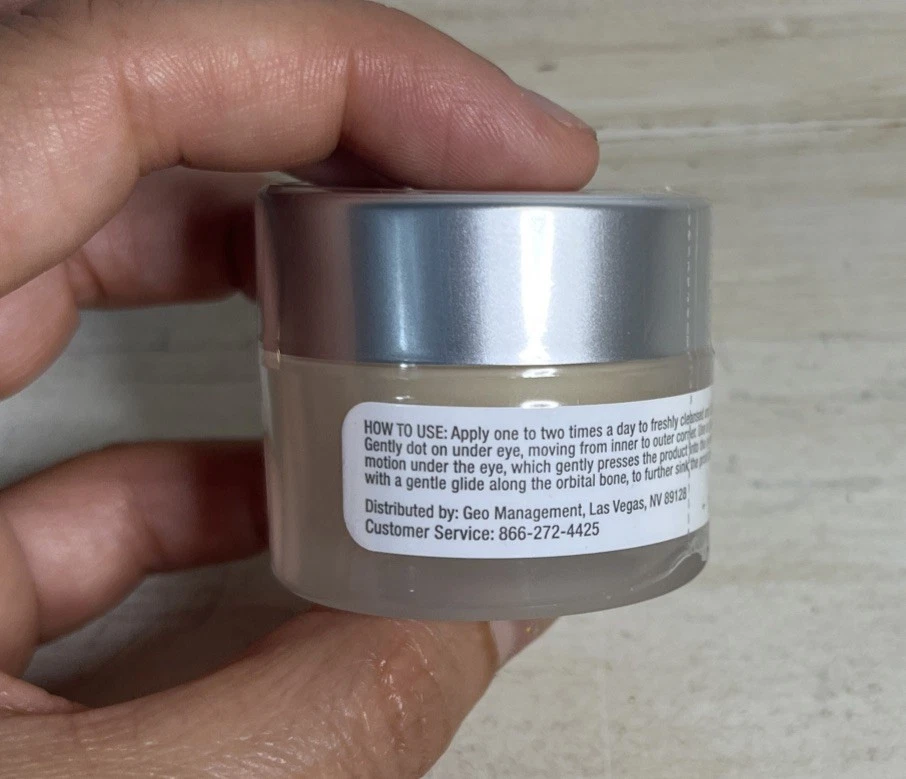 Consult Beaute Regenerol Retinol Eye Line Minimizing Cream 15.5g .5oz - Image 3 of 4