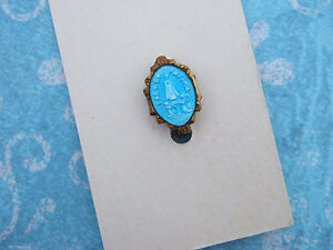 Vintage-Catholic-Lapel-Pin-Blue-Enamel-OUR-LADY-OF-FATIMA-original-display-card