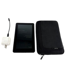 Amazon 7" Screen Kindle Fire 8GB Wi-Fi 1st Gen 2011 Serial D01E W/Case Bundle