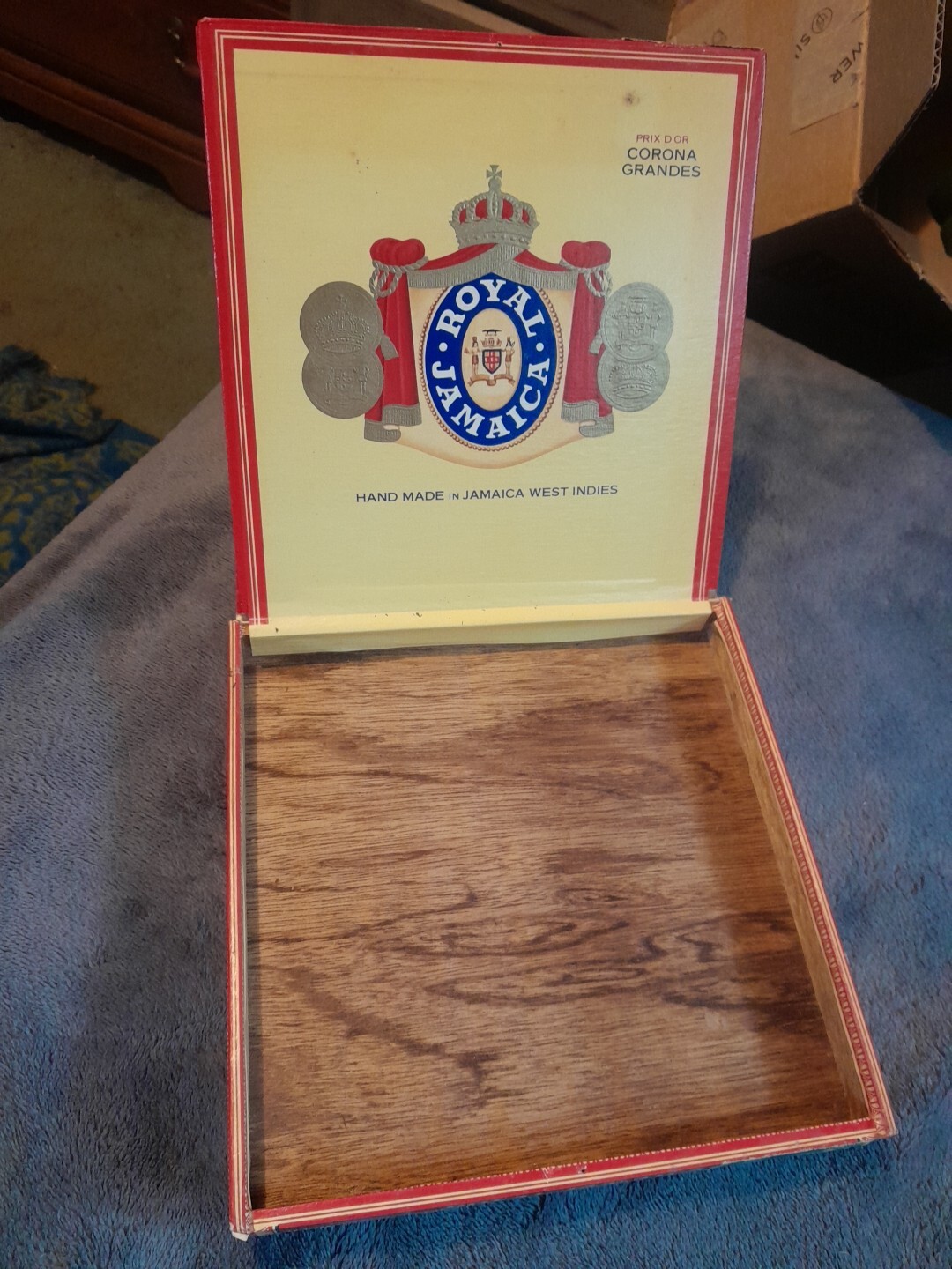 Picture 4 of 6