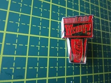 vintage coca cola Wendy’s pin 1985 NOS