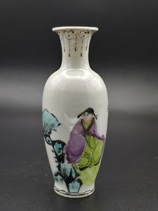 乾隆款粉彩瓷观音瓶 Antique Chinese Qing Famille Rose Porcelain Small Flowers Guanyin Vase