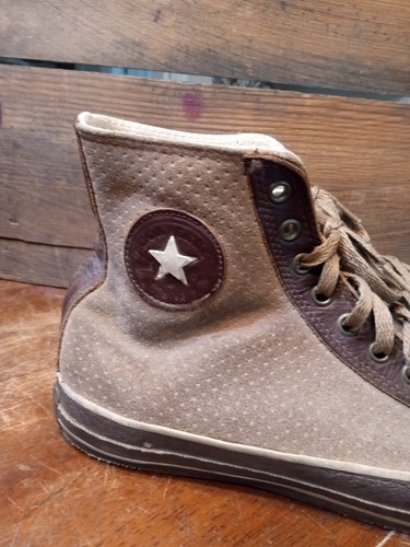 Scarpe alte vintage Converse Chuck Taylor All Star taglia 9 M made in USA marrone Lea - Foto 2 di 24