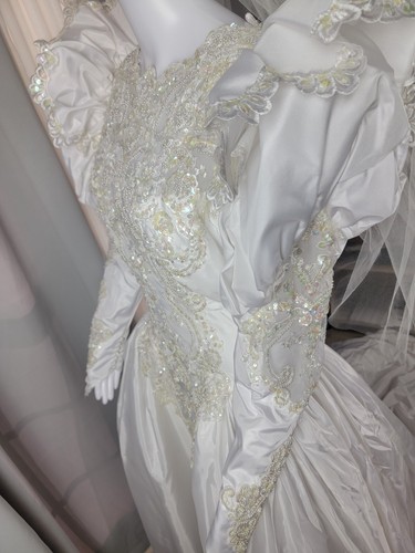 Demetrios Fit and Flare Ivory Wedding Dress With Veil. Size 4 Approx. - Picture 7 of 13