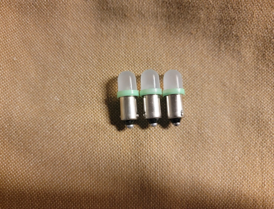 (3) LÁMPARAS LED BAYONETA ESMERILADA 6.3V/Drake SPR-4/#47 #1847 Bombillas - ¡ELECCIÓN DE COLOR! Foto 4 de 4