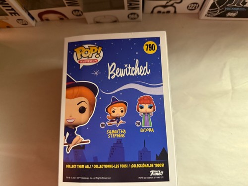 Bewitched Samantha Stephens Funko Pop - Picture 8 of 13