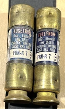 2- Bussmann FRN-R-7, 7amp Fuse Fusetron 250 VAC, RK5, Type D, Time Delay