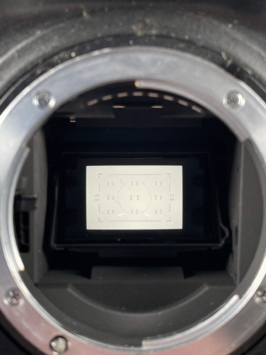 Nikon D2X DSLR Camera Body {12MP} (Body Only) - Picture 7 of 9