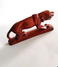 Sculpture panthère en chene sur socle art déco année début xx éme H10 cm L 24 cm