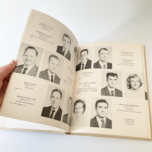 Anuario universitario Chowan 1960 Chowanoka Murfreesboro NC libro de tapa dura - Imagen 12 de 18