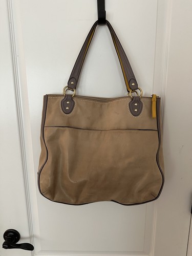 COACH 22430 Poppy HALIE Cappuccino/Oyster Glam Shoulder Tote Bag Msrp $348 - Picture 2 of 9