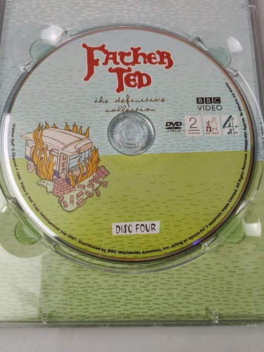 Father Ted - The Definitive Collection (DVD, 2008, 5-Disc Set) - Bild 13 von 19