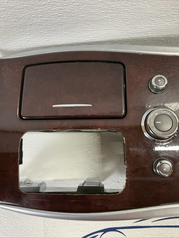 Infiniti M37 M57 2011-2013 consola central palanca de cambios panel de moldura consola central Foto 3 de 4