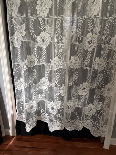 Pannello tenda vintage in pizzo floreale con valvola attaccata 60"L x 84"L - Foto 4 di 12