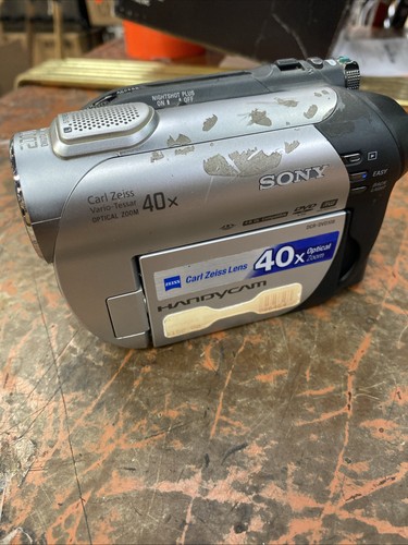 Sony HandyCam DCR-DVD108 Mini DVD Hybrid Camcorder Nightshot 40x Zoom Not Tested - Picture 1 of 5