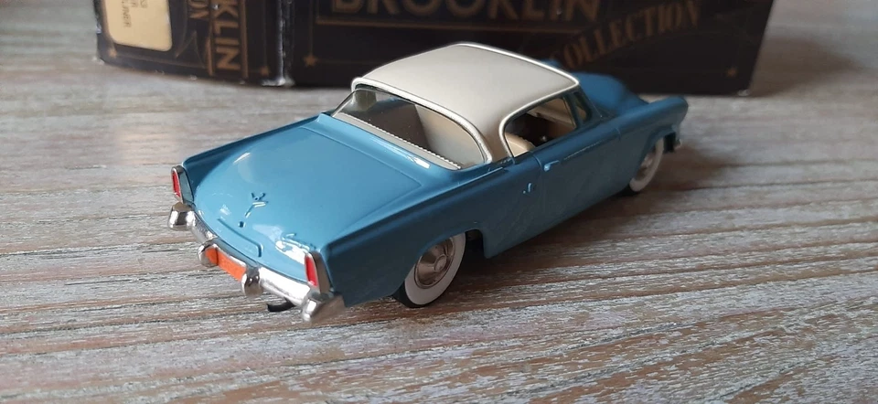 Brooklin Models BRK 32a STUDEBAKER Commander Starliner Coupe Two Tone 1953 1:43 - Immagine 3 di 4