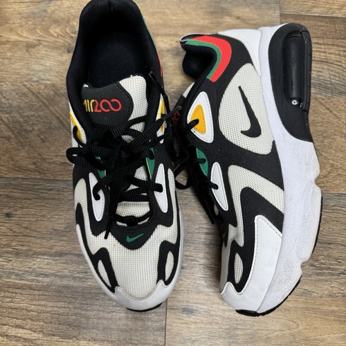 Nike Air Max 200 Sneakers Youth Size 5.5 White Black Crimson AT5627-100 - Picture 2 of 7