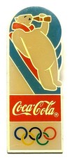 Coca Cola Olympiade Eisb&auml;r mit Flasche Pin (H43)