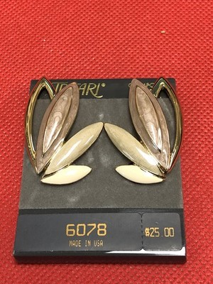 VINTAGE NOS TRIFARI GOLD TONE MULTICOLORED ENAMEL CLIP ON EARRINGS