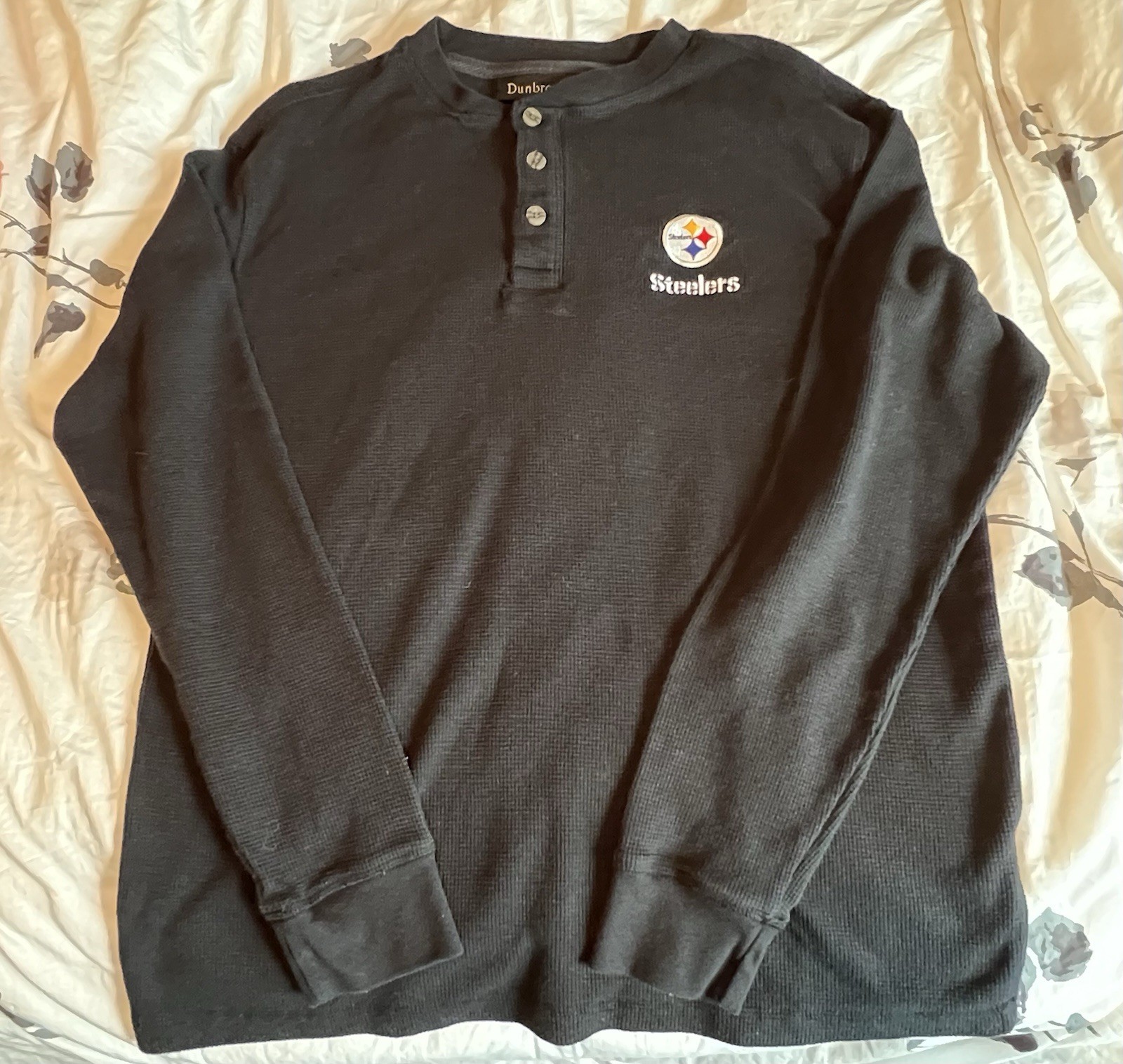 Picture 1 of 6