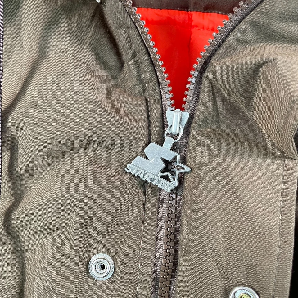 Chaqueta acolchada retro de fútbol americano con capucha de colección de los 90 Cleveland Browns NFL para hombre XL Foto 3 de 4