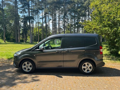 2021 (21 plate) Ford Transit Courier Limited - Picture 4 of 17