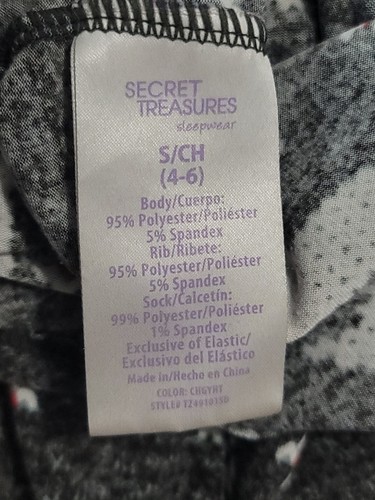Secret Treasures Pajamas Womens Small Reindeer Gray White Christmas Long Sleeve - Picture 8 of 8