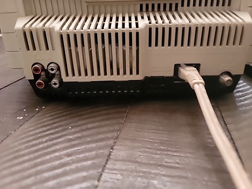 Bose Wave Radio AWR1-1W + Remote Control 9 Volt Beige Alarm Clock Am Fm Works - Picture 6 of 13