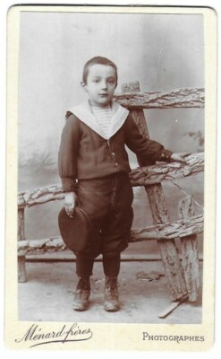CDV Foto Junge Kind Matrosen Outfit Menard Freres Studio Frankreich 1900er